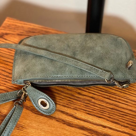 Joy Susan mini clutch wristlet / crossbody sage / light olive green. Like new! - Picture 3 of 5
